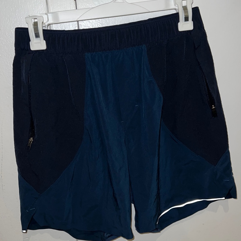 Lululemon surge short size small. 6’ inseam.